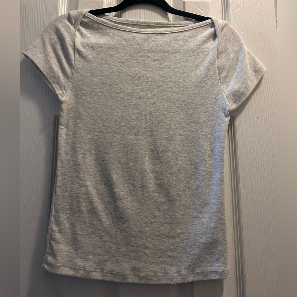Old Navy Light Gray Short-Sleeve Boatneck Tee